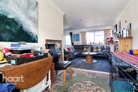 112 Knox Road, Clacton-on-sea, CO15 3TU