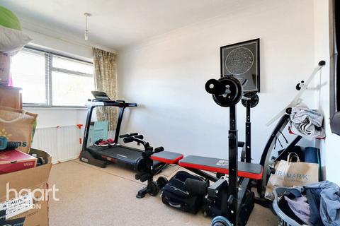 112 Knox Road, Clacton-on-sea, CO15 3TU