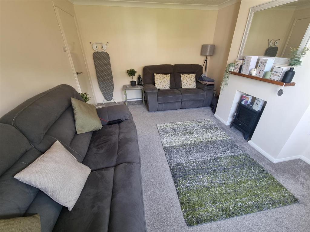 Lounge 2
