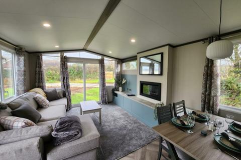 2 bedroom lodge for sale, Juliots Well Holiday Park