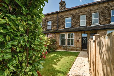 3 bedroom terraced house for sale, Emville Avenue, Shadwell