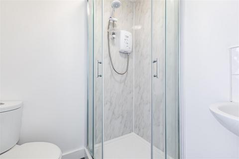 Studio to rent, Seaside, Eastbourne