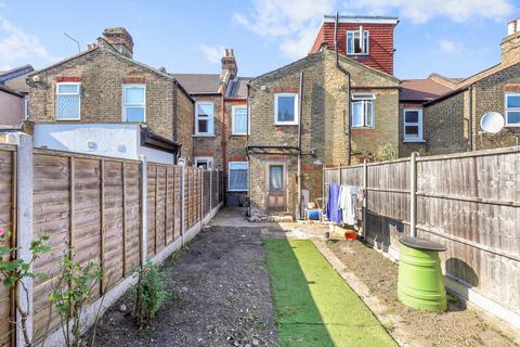 3 bedroom terraced house for sale, Carlton Road, Walthamstow E17