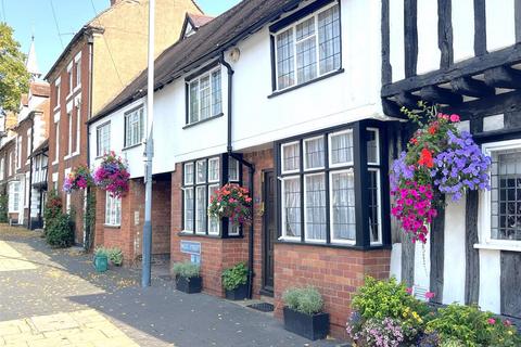 2 bedroom cottage for sale, West Street, Warwick