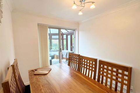 22 Augustine Grove, Sutton Coldfield, B74 4XX