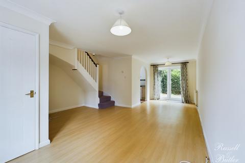 3 bedroom semi-detached house for sale, Fishers Field, Buckingham, Buckinghamshire, MK18