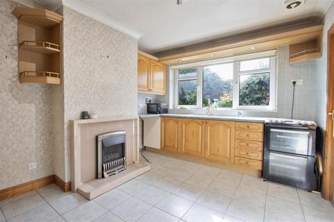 11 Amesbury Close, Chesterfield, S41 8PJ