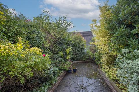 11 Amesbury Close, Chesterfield, S41 8PJ
