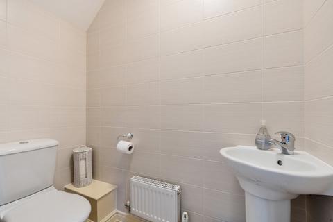 68 Balmoral Way, Birmingham, B14 4NT