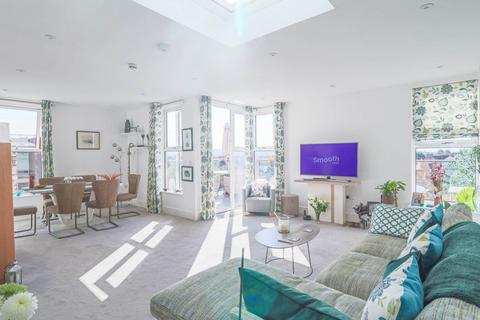 2 bedroom penthouse for sale, Boulevard, `The Muse` Stunning Views