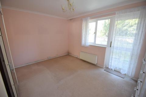 2 bedroom flat for sale, Granville Road, Eastbourne BN20