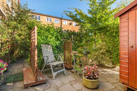 Studio for sale, High Road,  Whetstone,  N20,  N20