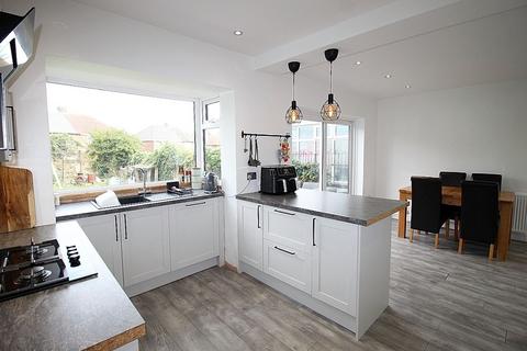 11 Manor Crescent, Brinsworth, Rotherham, S60 5HG