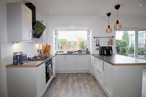 11 Manor Crescent, Brinsworth, Rotherham, S60 5HG