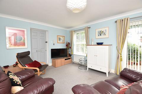 2 bedroom ground floor flat for sale, Gillingham, Dorset, SP8