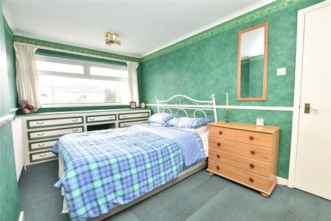 3 Adams Grove, Leeds, LS15 8TT