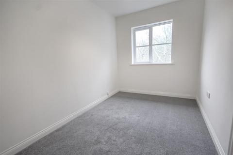 2 bedroom apartment to rent, Hartington Way, Darlington