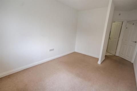 2 bedroom apartment to rent, Hartington Way, Darlington