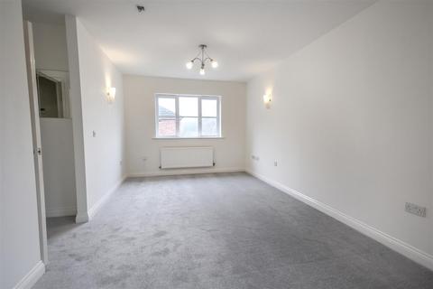 2 bedroom apartment to rent, Hartington Way, Darlington