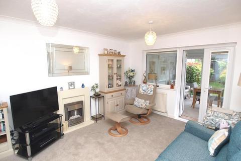 2 bedroom semi-detached bungalow for sale, St. Johns Road, Polegate BN26