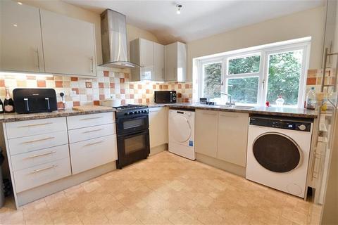 2 bedroom maisonette for sale, Winchester