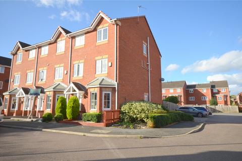 4 bedroom end of terrace house for sale, Spring Place Court, Mirfield, West Yorkshire, WF14