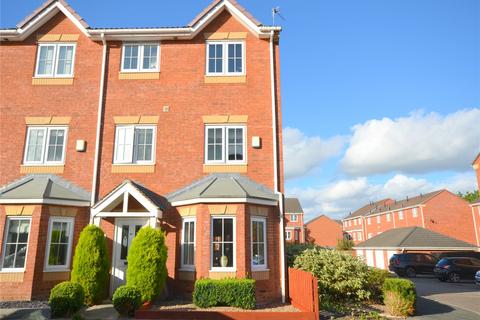 4 bedroom end of terrace house for sale, Spring Place Court, Mirfield, West Yorkshire, WF14