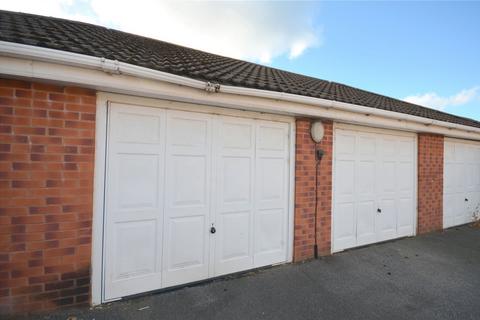 4 bedroom end of terrace house for sale, Spring Place Court, Mirfield, West Yorkshire, WF14