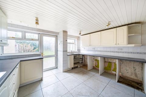 61 Powder Mill Lane, Twickenham, TW2 6EF
