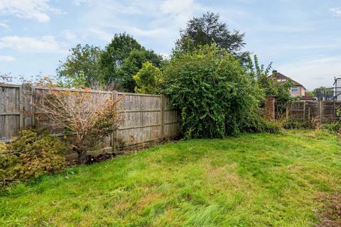 61 Powder Mill Lane, Twickenham, TW2 6EF