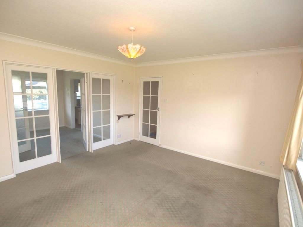 Lounge Photo 3.JPG