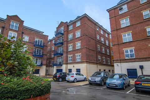 2 bedroom apartment to rent, Carisbrooke Road, Far Headingley