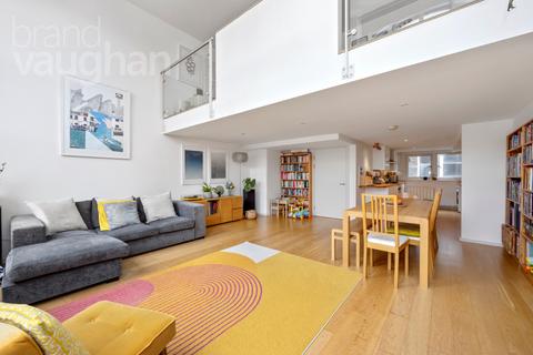 3 bedroom maisonette for sale, Richmond Terrace, Brighton, East Sussex, BN2