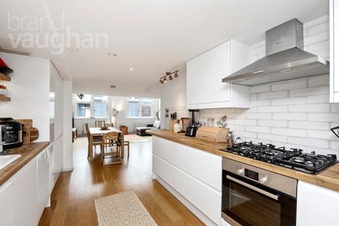 3 bedroom maisonette for sale, Richmond Terrace, Brighton, East Sussex, BN2