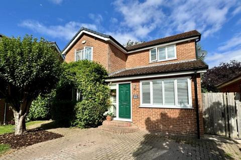 4 bedroom detached house for sale, 27 Beckside, Romanby, Northallerton