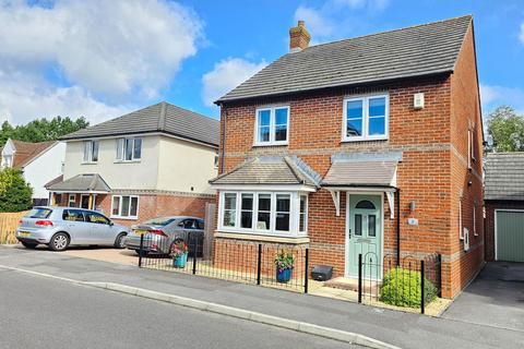 4 bedroom detached house for sale, Deadmans Lane, Thatcham RG19