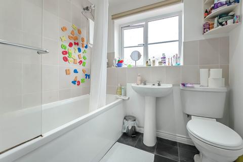 16 Wellbrook Way, Girton, Cambridge, CB3 0GP