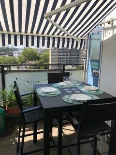 1 bedroom flat to rent, Churchill Gardens, London