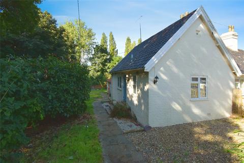 1 bedroom bungalow to rent, Sharpstone Street, Barham, Ipswich, Suffolk, IP6