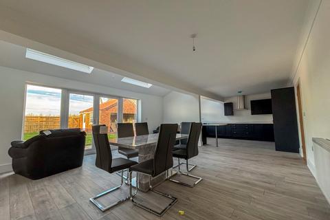 undefined, Roxton Road, Immingham, Grimsby, North East Lincs, DN40