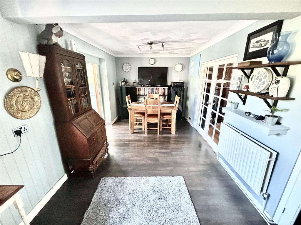 Diner/Sitting Room