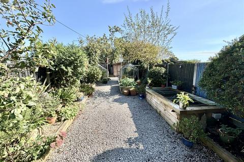 12 Sweyne Garth, Swinefleet, Goole, DN14 8AP