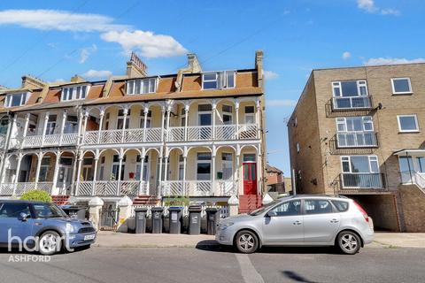 1 bedroom flat to rent, Minnis Road, BIRCHINGTON