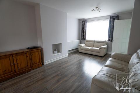 3 bedroom house for sale, St. Margarets Crescent, Gravesend