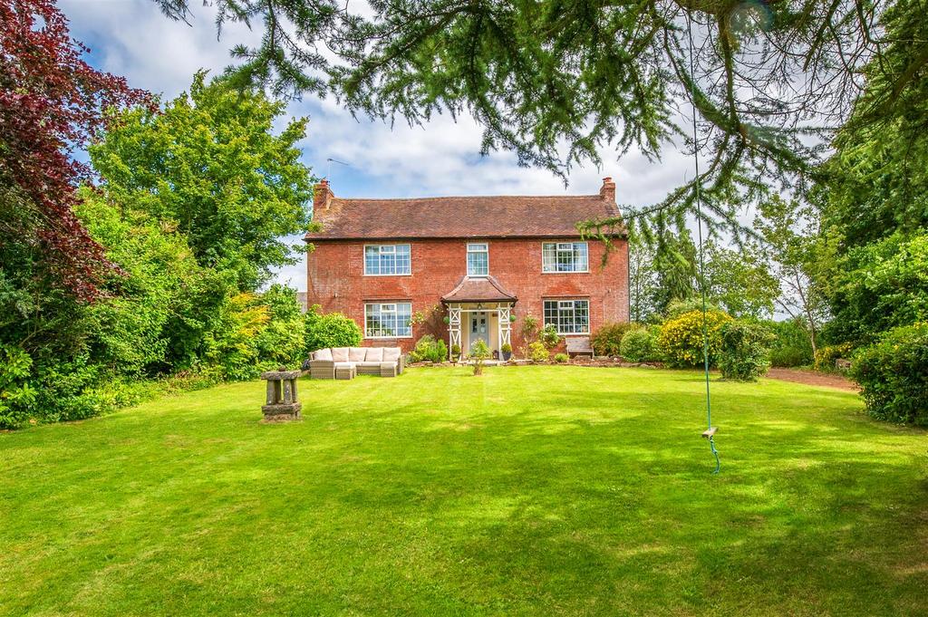 Coningswick Farm House EXTERNAL crop front 1.JPG