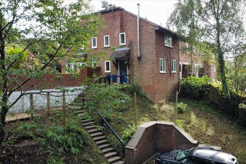 1 bedroom end of terrace house for sale, Hillside Close, Headley Down