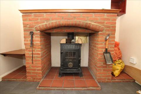 26 Hillside Close, Headley Down, Bordon, GU35 8BL