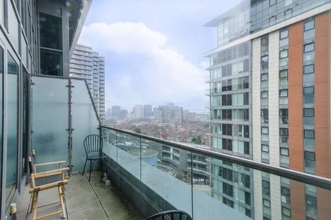 2 bedroom flat to rent, Adriatic Apartments, Royal Docks, London, E16