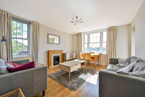 2 bedroom flat for sale, Grand Drive, New Malden, London, SW20