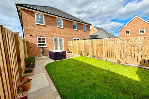 3 bedroom semi-detached house for sale, Plantation View, Nunthorpe, Middlesbrough